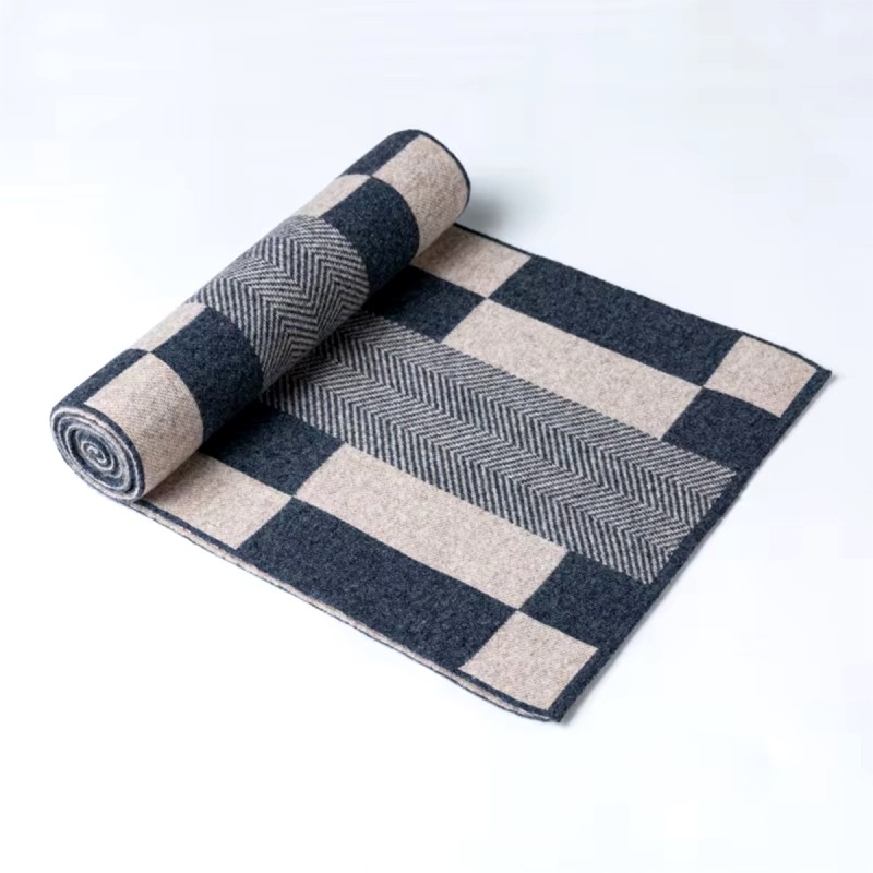 Men's Color Blocked Plaid Scarf Men's Color Blocked Plaid Scarf