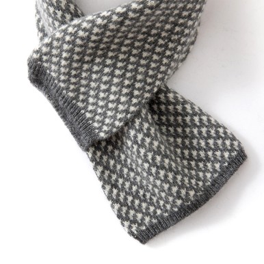 Houndstooth Perforated Cashmere Scarf