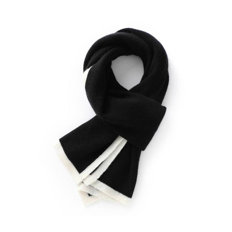 Stylish and Versatile Color Blocked Scarf Stylish and Versatile Color Blocked Scarf