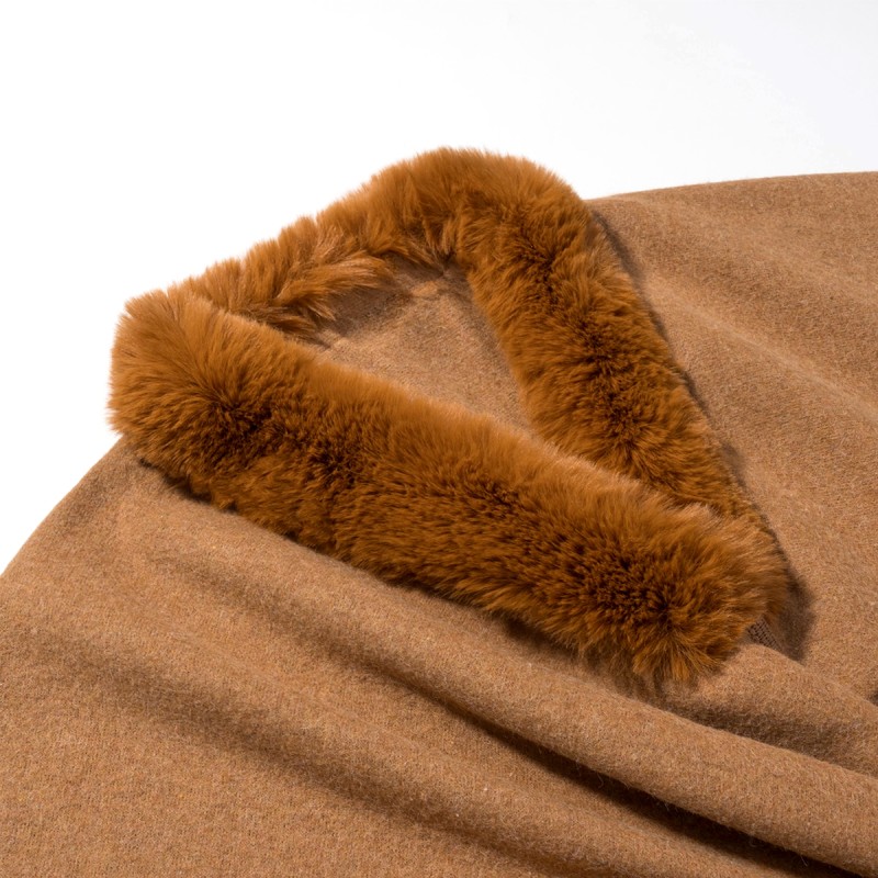 Warm Fur Collar Shawl
