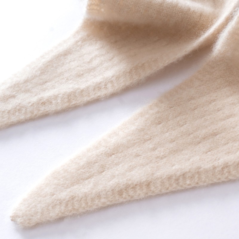Hollowed out Triangle Cashmere Shawl