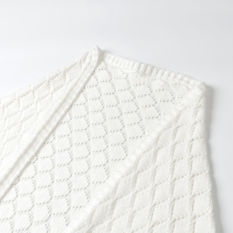 Diamond Pattern Tassel Knit Shawl